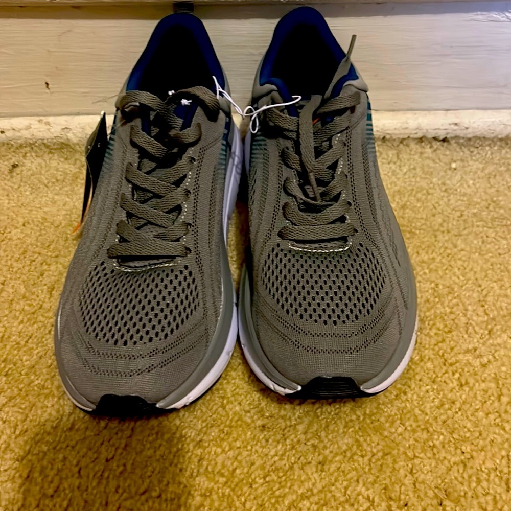 Rbk NWT running shoes grey size 8.5